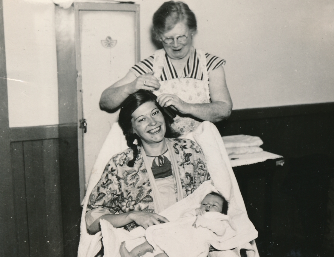 After giving birth and caring for a new baby, it’s nice to get a little help from a WPA housekeeping aide in Brighton, Massachusetts. Photo courtesy of the National Archives (ca. 1935-1943).